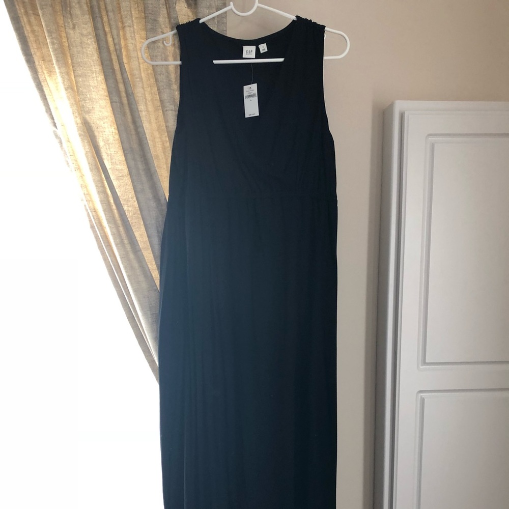 Gap maternity black maxi dress. Brand new!